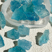 Load image into Gallery viewer, High quality Aquamarine Raw Stone