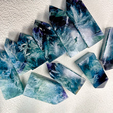 Load image into Gallery viewer, Natural Feather snowflake fluorite tower blue crystals points