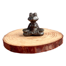 Load image into Gallery viewer, Pyrite Frog Carving