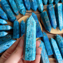 Load image into Gallery viewer, Natural Blue Apatite Tower /Point