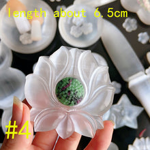 Load image into Gallery viewer, Selenite Carvings (flower &amp; bowl &amp; knife &amp; mushroom)