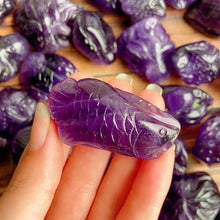 Load image into Gallery viewer, Natutal Amethyst Carvings (turtle &amp; octopus &amp; fish &amp; starfish)