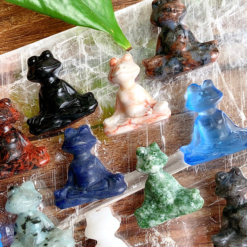 Different Materials Frogs Carvings ($15/10pcs)