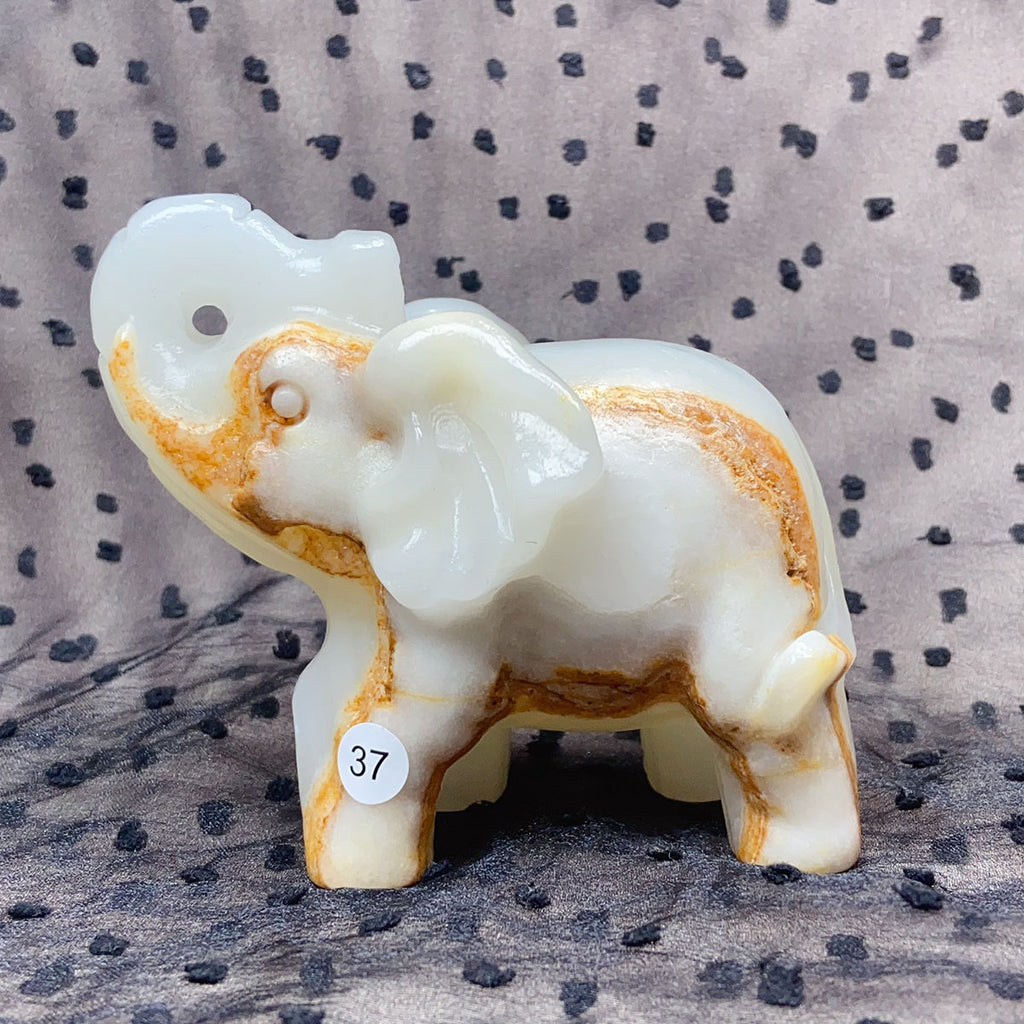 Green Onyx Elephant Hand-Carved Animal Decoration Quartz Statue Healing Stone