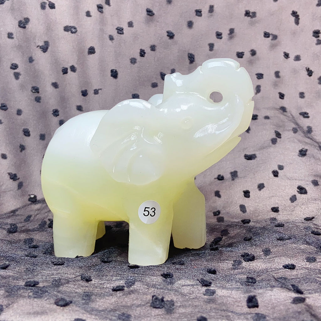 Green Onyx Elephant Hand-Carved Animal Decoration Quartz Statue Healing Stone