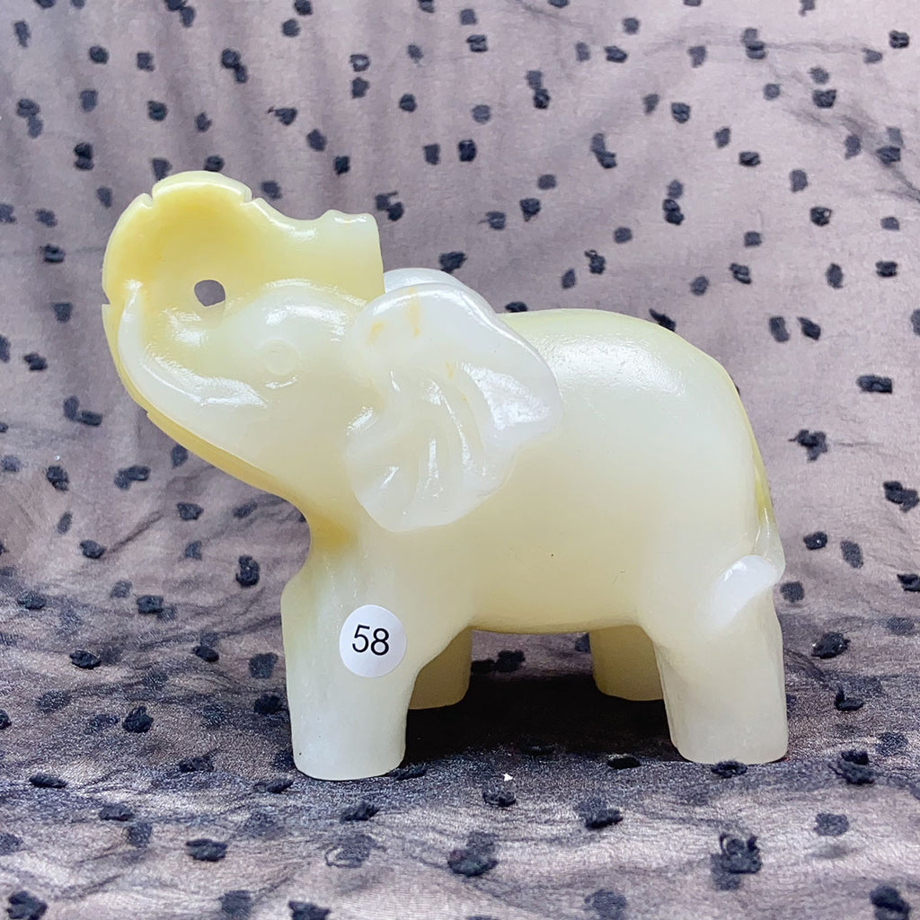 Green Onyx Elephant Hand-Carved Animal Decoration Quartz Statue Healing Stone