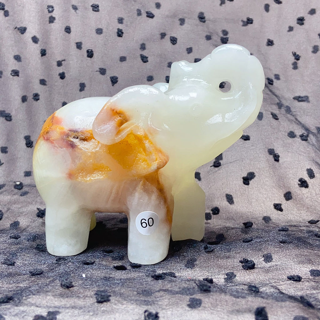 Green Onyx Elephant Hand-Carved Animal Decoration Quartz Statue Healing Stone