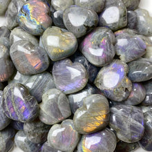 Load image into Gallery viewer, Purple Labradorite Heart