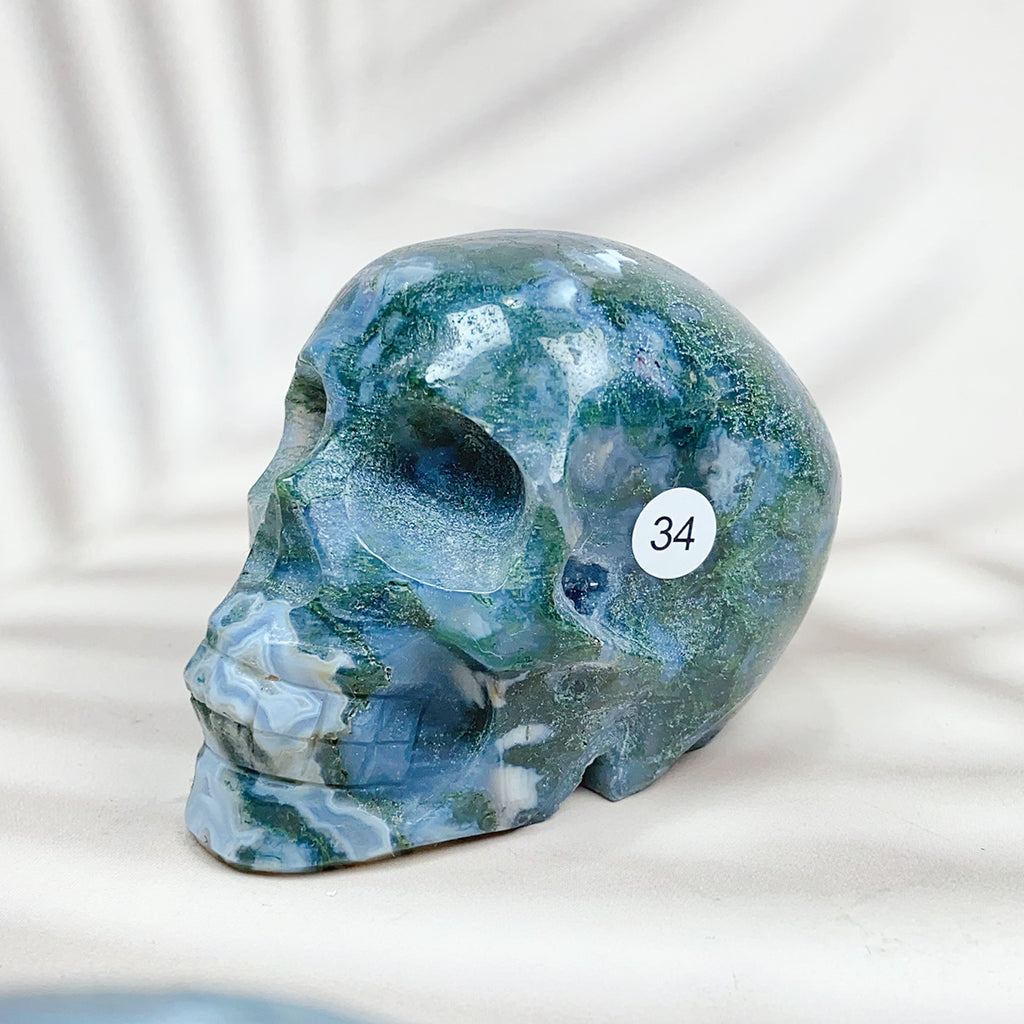 Green Moss Agate Carved Skulls Crystal Healing Energy Stone Crafts Halloween Home Decoration