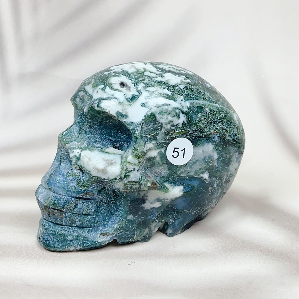 Green Moss Agate Carved Skulls Crystal Healing Energy Stone Crafts Halloween Home Decoration