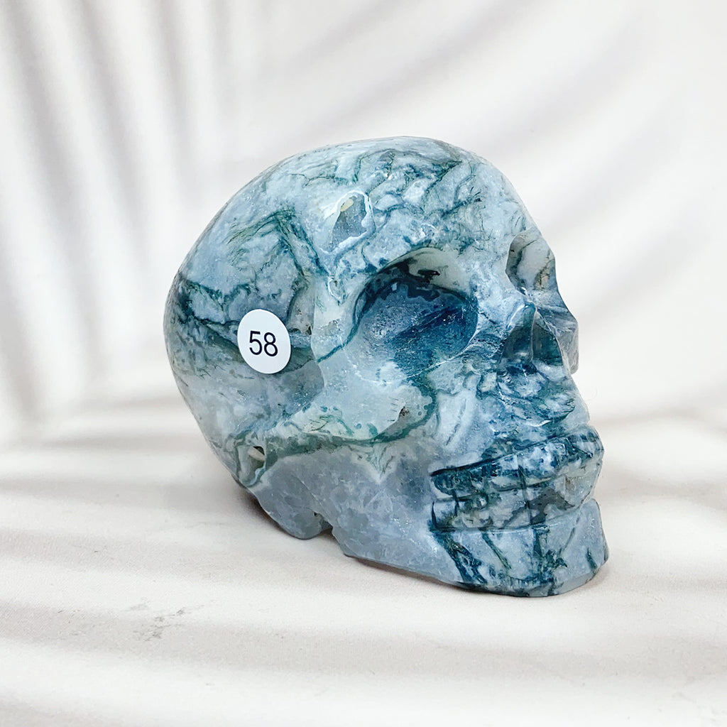 Green Moss Agate Carved Skulls Crystal Healing Energy Stone Crafts Halloween Home Decoration