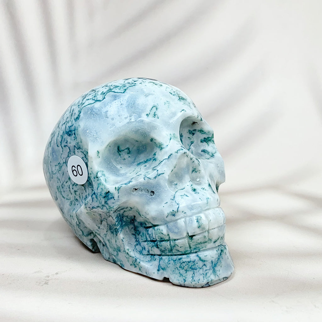 Green Moss Agate Carved Skulls Crystal Healing Energy Stone Crafts Halloween Home Decoration