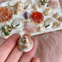 Load image into Gallery viewer, Nature Shell Pendants $10/8PCS