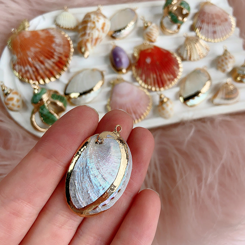 Nature Shell Pendants $10/8PCS