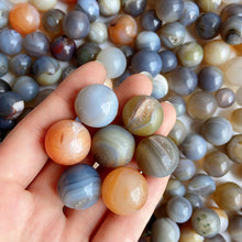 Load image into Gallery viewer, Druzy Agate Small Size Spheres