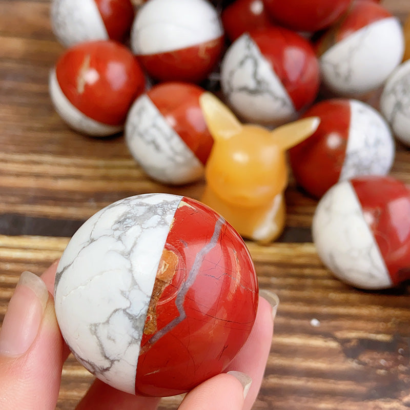 Pokémon Ball （Howlite & Red Jasper）