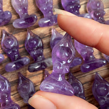 Load image into Gallery viewer, Amethyst Yoga Carvings $3/PC