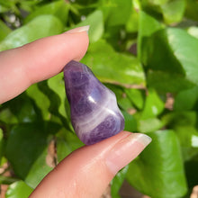 Load image into Gallery viewer, Amethyst Flame carving $3/PC