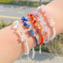 Load image into Gallery viewer, Clear Quartz / Carnelian / Lapis Lazuli / Amethyst / Rose Quartz Chips Bracelet