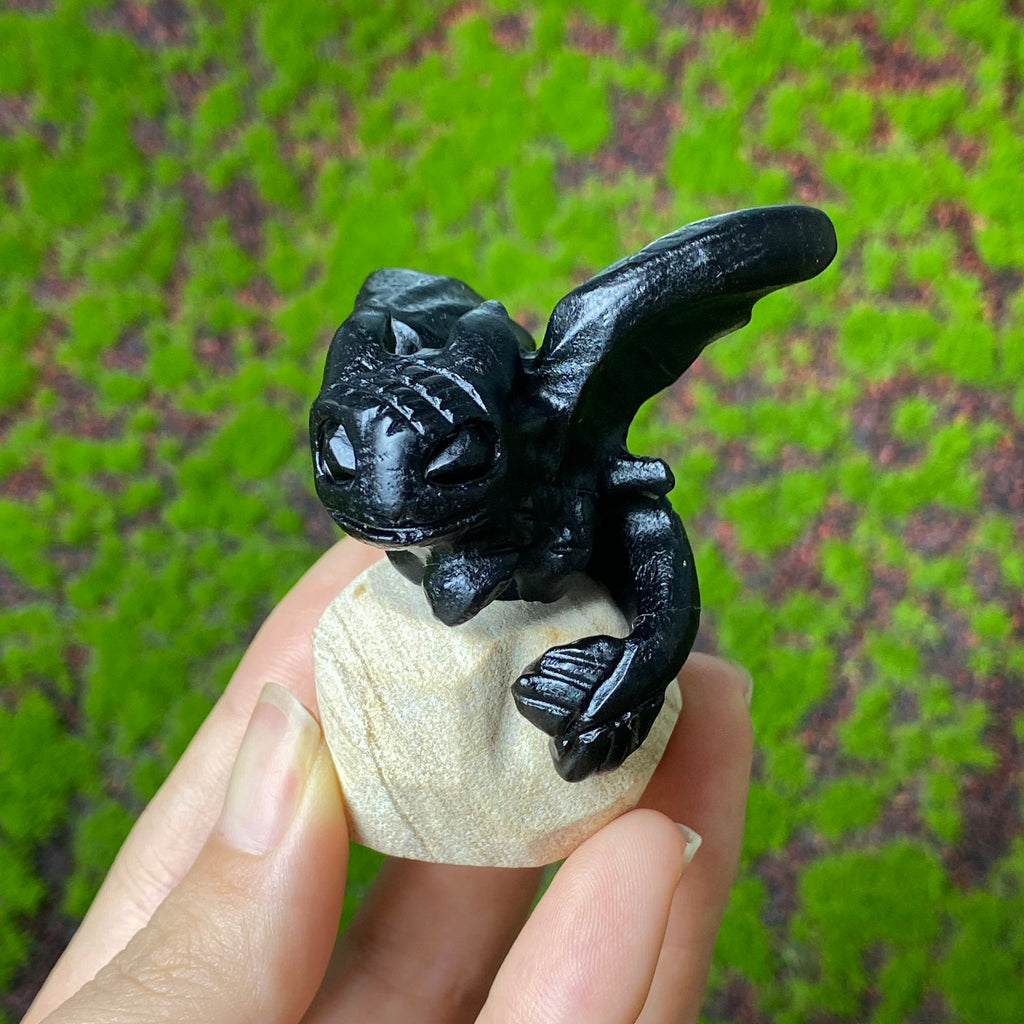 1PC Natuarl Obsidian Healing Crystal Hand-Carved Toothless Baby Reiki Energy Home Decor Gift