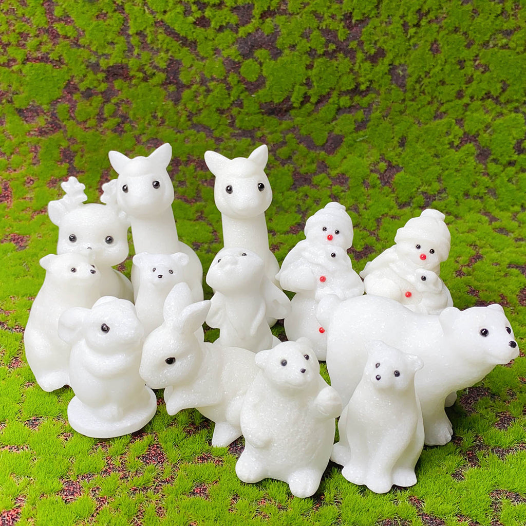 Natural  Crystal Raw Stones White Jade  Carved Snowman  Rabbit Model Figurine Crystal Christmas Gift