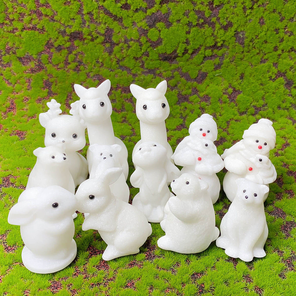 Natural  Crystal Raw Stones White Jade  Carved Snowman  Rabbit Model Figurine Crystal Christmas Gift