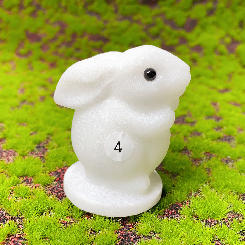 Natural  Crystal Raw Stones White Jade  Carved Snowman  Rabbit Model Figurine Crystal Christmas Gift