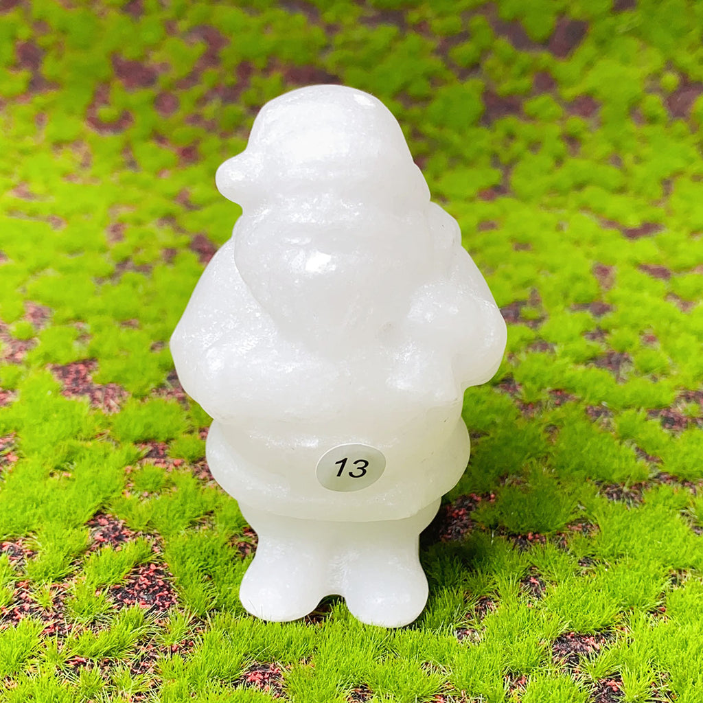 Natural  Crystal Raw Stones White Jade  Carved Snowman  Rabbit Model Figurine Crystal Christmas Gift