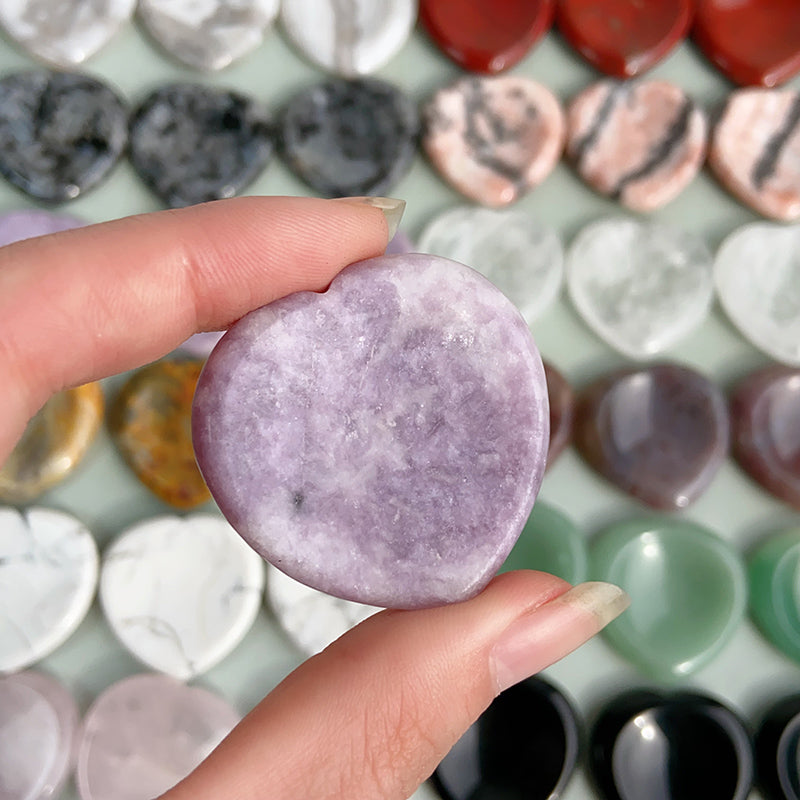 Different Mmaterials Worry Stone Heart Shapes