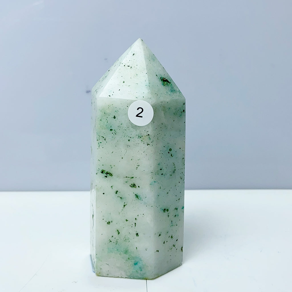 Green Phoenix Pine Tower Mineral Quartz Crystals Healing Stones For Home Decoration