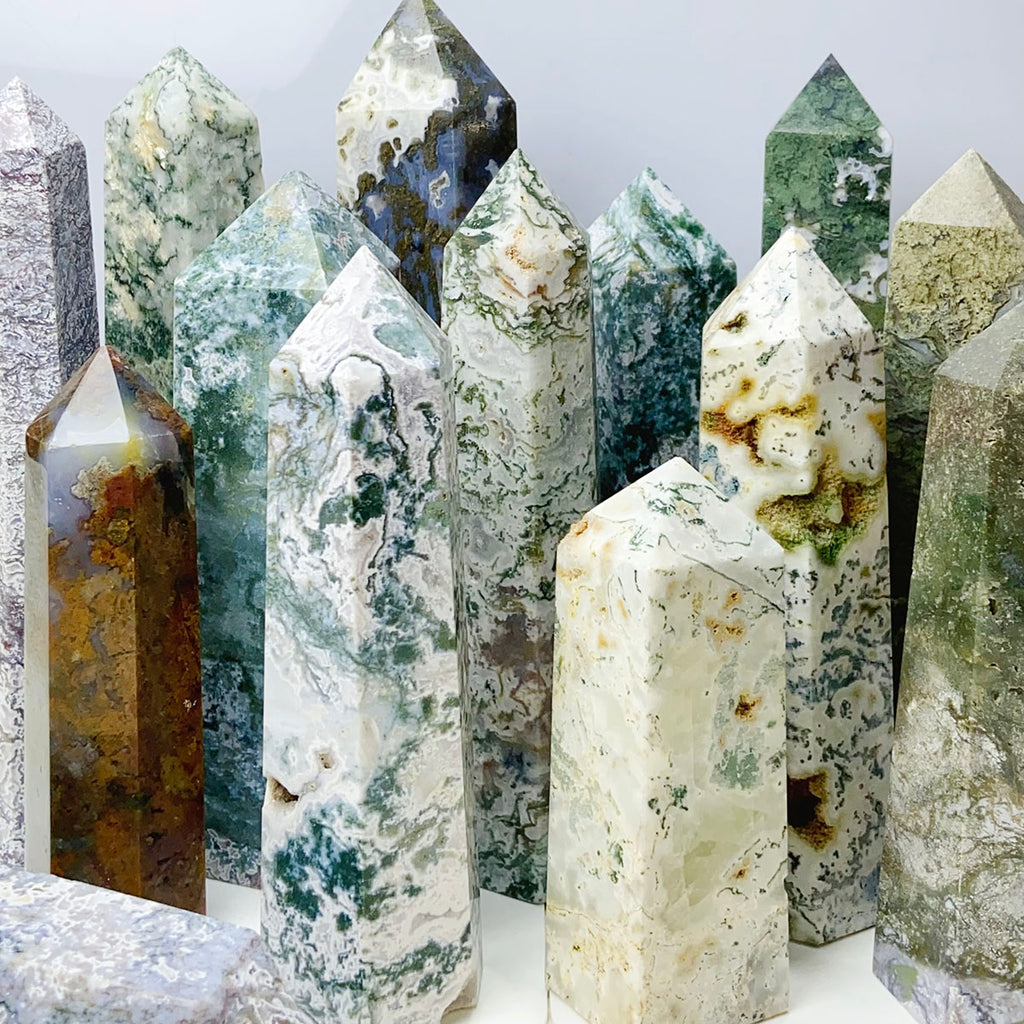 Moss Agate Crystal Tower Stone Meditation Spiritual Healing Crystals Feng Shui Room Decortion