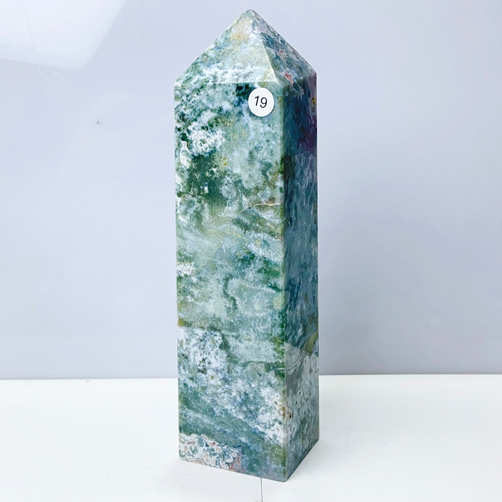 Moss Agate Crystal Tower Stone Meditation Spiritual Healing Crystals Feng Shui Room Decortion