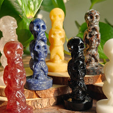 Load image into Gallery viewer, 1PC Crystal Three Skulls Carvings