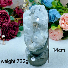 Load image into Gallery viewer, Apophyllite Crystal Mineral Specimen