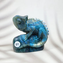 Load image into Gallery viewer, Blue Labradorite Lizard Carved Healing Crystal Reiki Animal Statue Gemstone Home Decoration