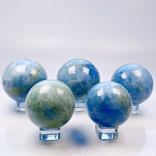 Load image into Gallery viewer, Beautiful Kyanite Sphere