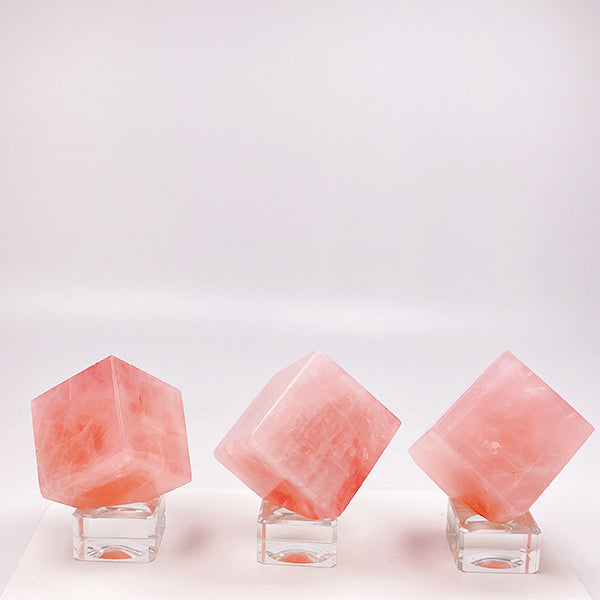 Beautiful Rose Quartz Cube