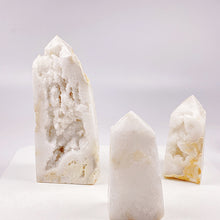 Load image into Gallery viewer, Beautiful Morocco Geode Tower/Point