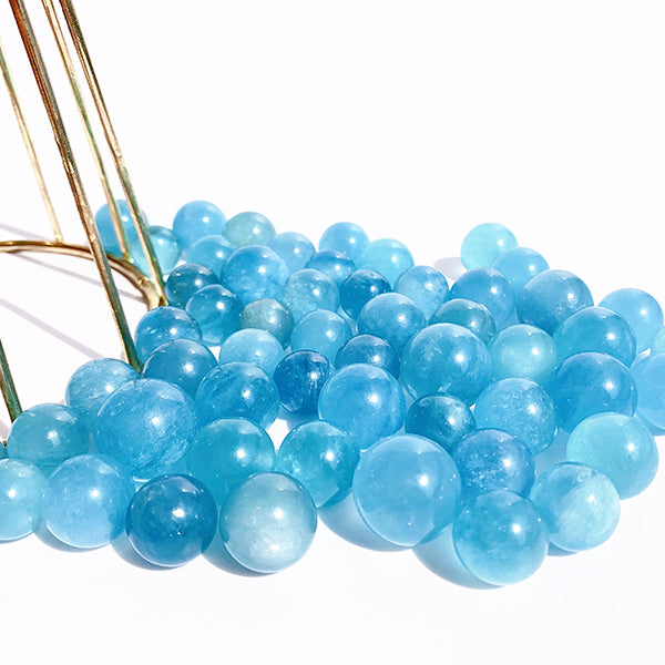 Natural Aquamarine Small Size Sphere