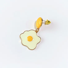 Load image into Gallery viewer, Alloy Poached Egg Earring EC0023