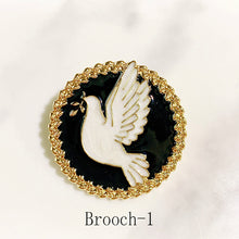 Load image into Gallery viewer, Alloy Enamel Pigeons Brooch 1-2