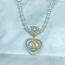 Load image into Gallery viewer, Imitation Pearl Heart Zircon Pendant Necklace NC0071