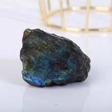 Load image into Gallery viewer, Labradorite Raw Stone